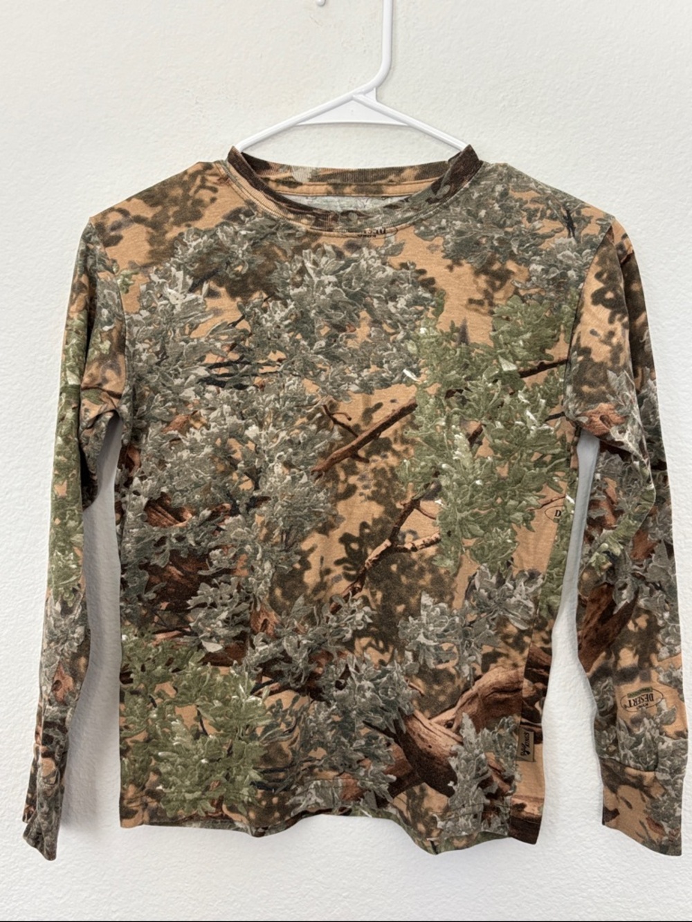 Kids Long-Sleeve King’s Camo Tee - Green/Brown Desert Shadow